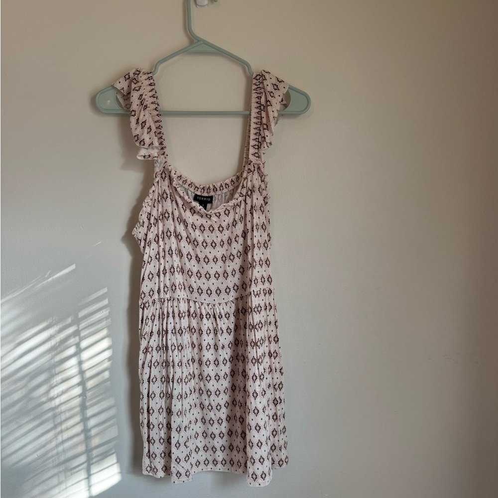 Elegant White and Brown Patterned Tanktop